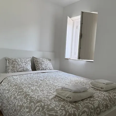 Ribeirinho - 4 Bedrooms Oporto