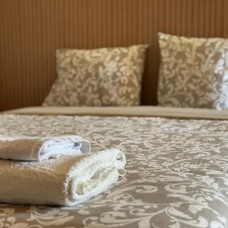 Ribeirinho - 4 Bedrooms Holiday home