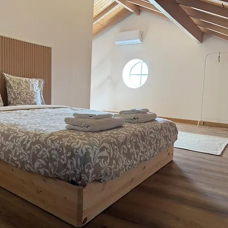 Ribeirinho - 4 Bedrooms Holiday home *