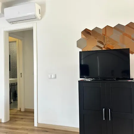 Ribeirinho - 4 Bedrooms Oporto