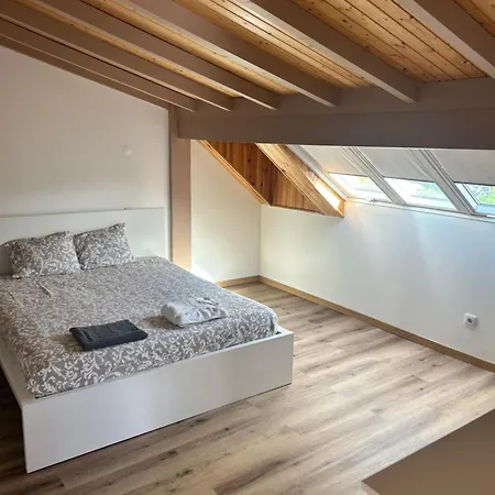 Ribeirinho - 4 Bedrooms *