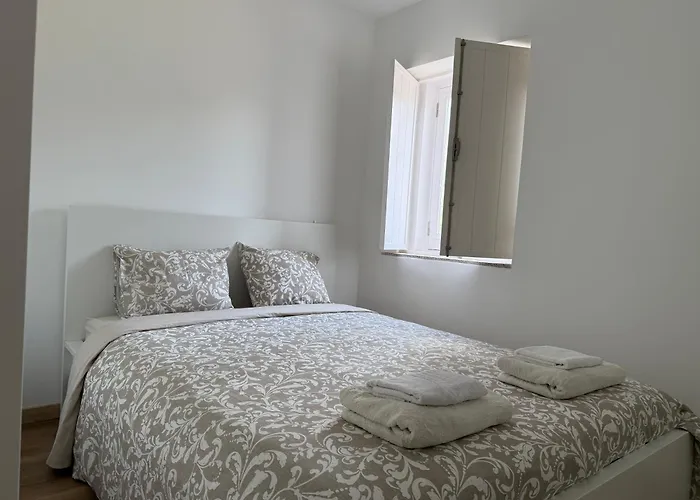 Ribeirinho - 4 Bedrooms Oporto