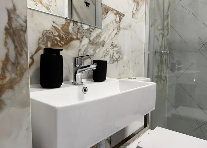 Ribeirinho - 4 Bedrooms 度假居 *